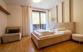 Fatrapark 2 Apartments House